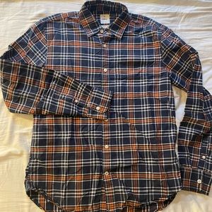 🚨2 for $12🚨 Plaid button up shirt